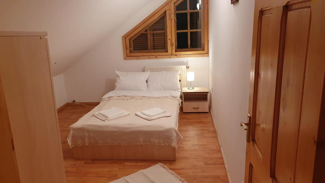 Vila Panselutelor 6 Sinaia Exterior foto
